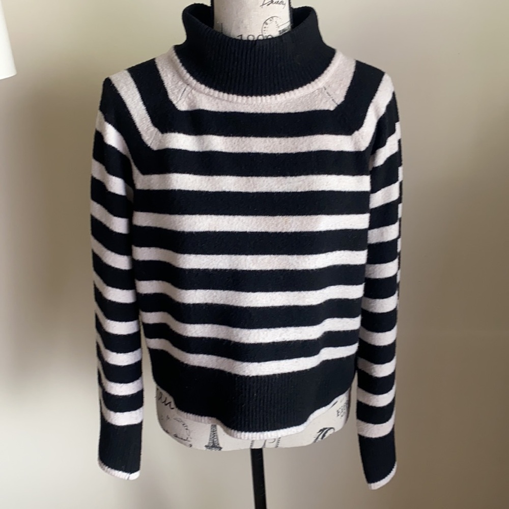 Universal Thread black white stripe high mock neck sweater